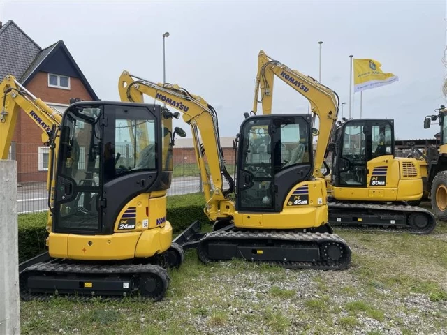 Komatsu minigraver